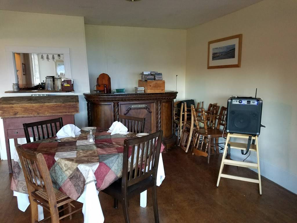 The Lookout | restaurant | 455 Flye Point Rd, Brooklin, ME 04616, USA | 2073592188 OR +1 207-359-2188