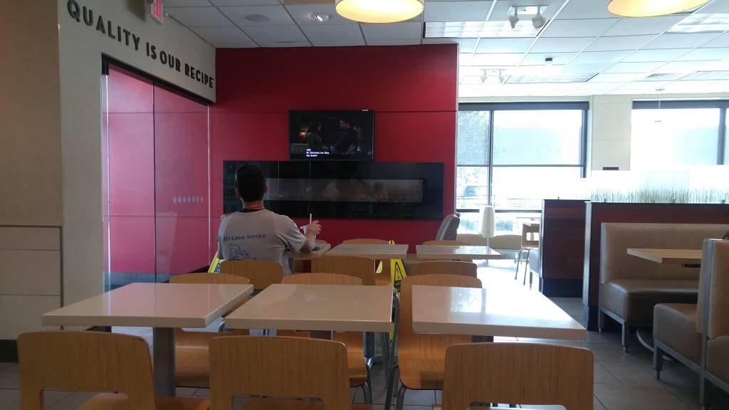 Wendys | restaurant | 1115 Stumpf Blvd, Gretna, LA 70053, USA | 5043568603 OR +1 504-356-8603