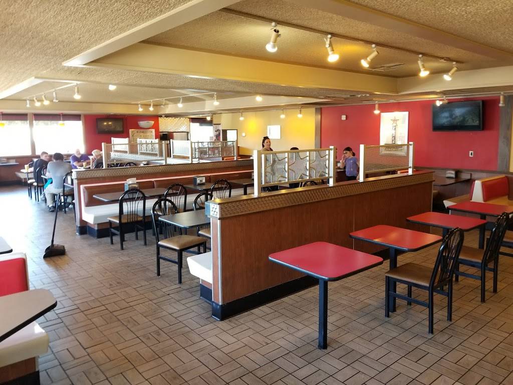 Carls Jr. | restaurant | 1352 S Gilbert Rd, Mesa, AZ 85204, USA | 4808924793 OR +1 480-892-4793