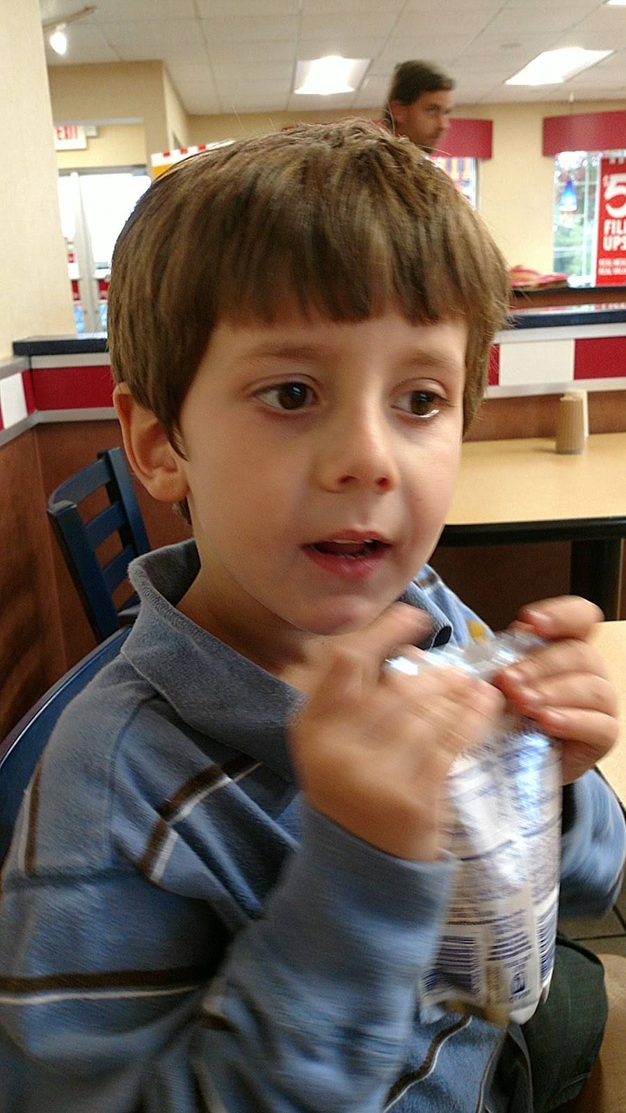 KFC | meal takeaway | 2005 S Main St, Farmville, VA 23901, USA | 4343925656 OR +1 434-392-5656