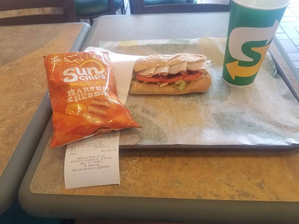 Subway Restaurants | restaurant | 229 W Greens Rd, Houston, TX 77067, USA | 2818759022 OR +1 281-875-9022