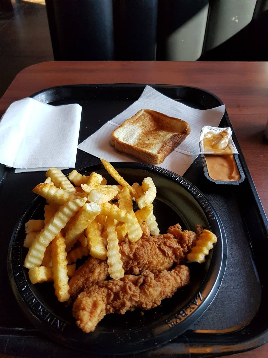 Zaxbys Chicken Fingers & Buffalo Wings | restaurant | 200 Cooley Way, Villa Rica, GA 30180, USA | 7704568568 OR +1 770-456-8568