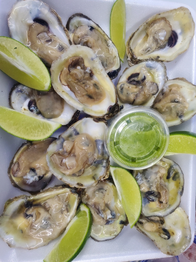 Mariscos Entre Olas | restaurant | 800 E Brundage Ln, Bakersfield, CA 93307, USA | 6613003162 OR +1 661-300-3162