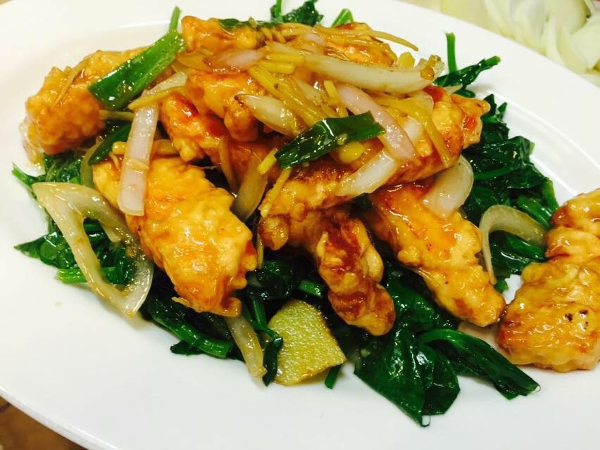 Apsara Palace Restaurant | restaurant | 9808 14th Ave SW, Seattle, WA 98106, USA | 2065563112 OR +1 206-556-3112