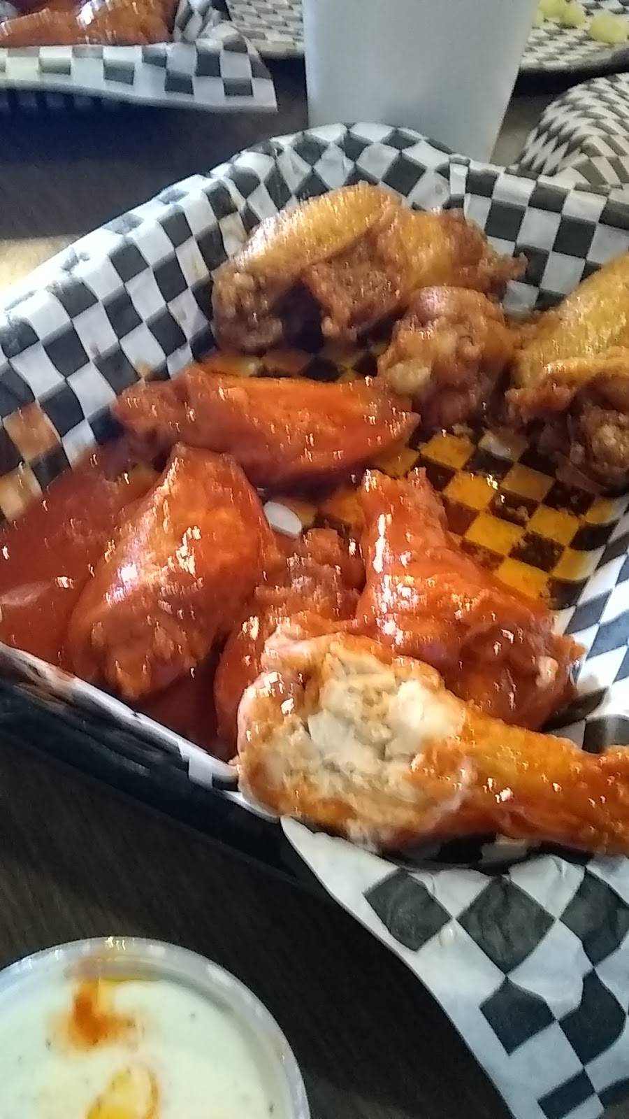 Long Wongs Of Laveen | meal takeaway | 6260 S 35th Ave, Phoenix, AZ 85041, USA | 6022683350 OR +1 602-268-3350