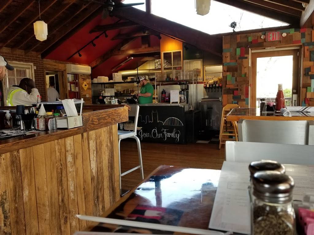 Brothers Burger Joint | restaurant | 2821 Bransford Ave, Berry Hill, TN 37204, USA | 6153807069 OR +1 615-380-7069