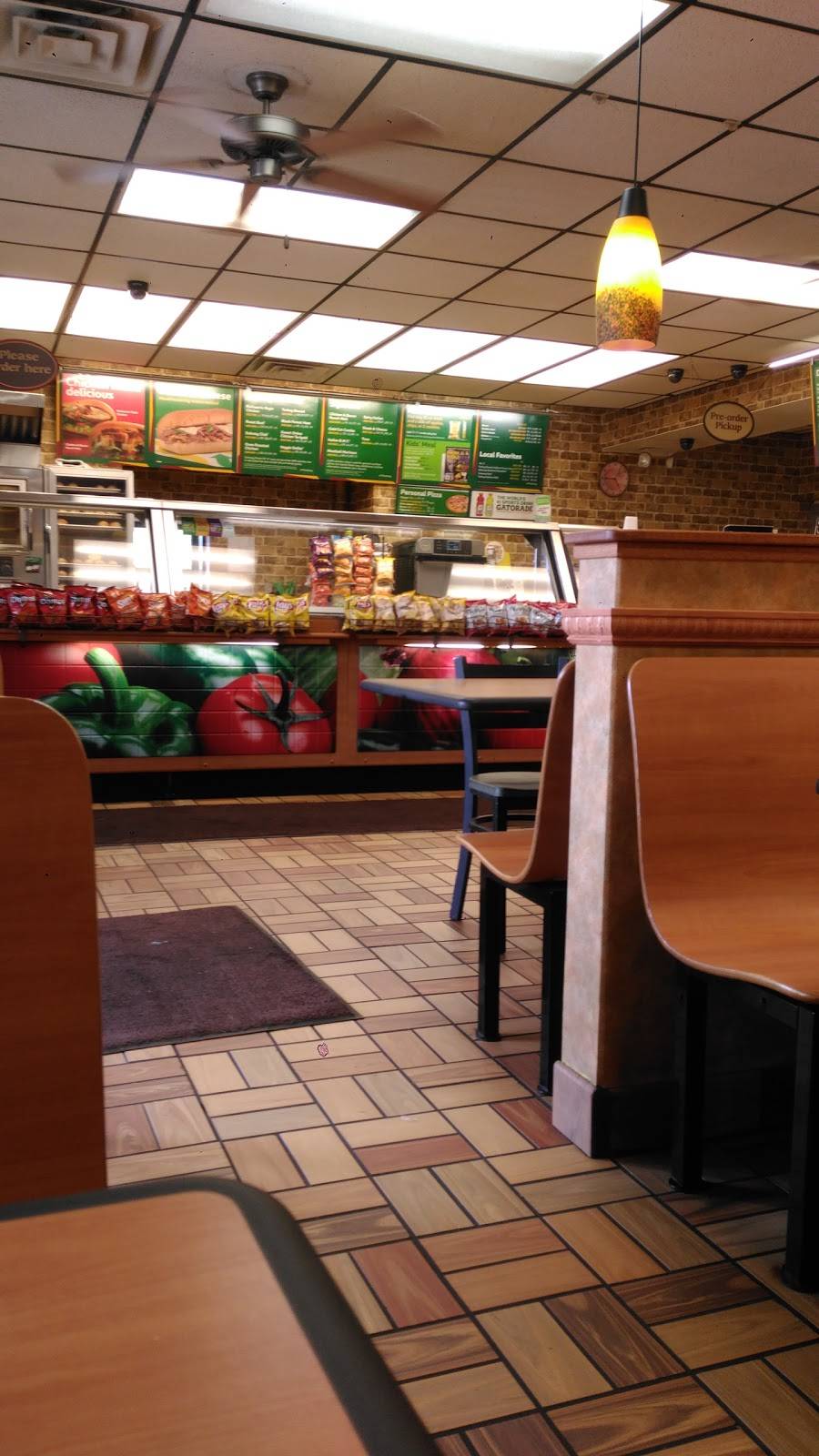 Subway | restaurant | 4254 W Vienna Rd, Clio, MI 48420, USA | 8106875700 OR +1 810-687-5700