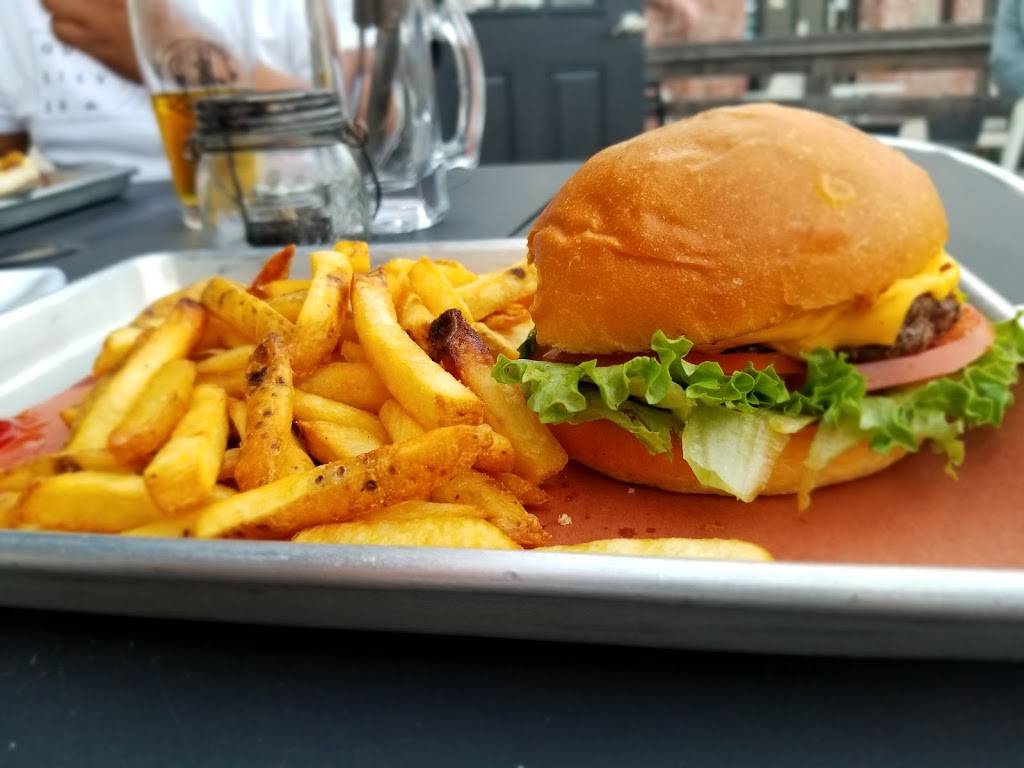 Smokehouse Tailgate Grill | restaurant | 606 North Ave, New Rochelle, NY 10801, USA | 9148138686 OR +1 914-813-8686