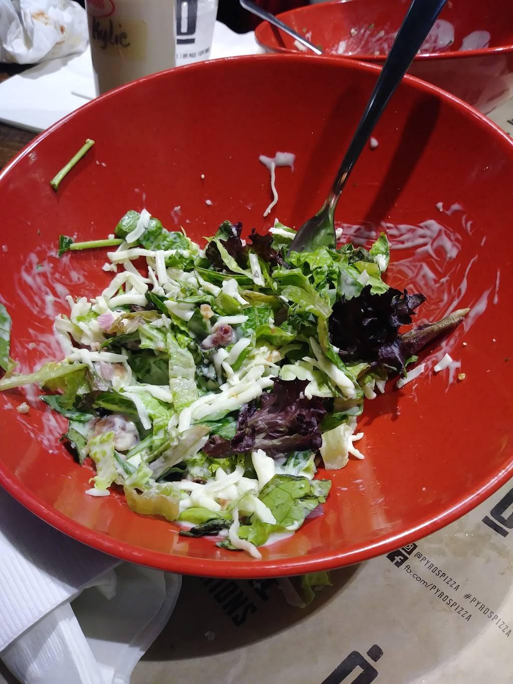 PYROs Fire Fresh Pizza | restaurant | 1320 McFarland Blvd E #270, Tuscaloosa, AL 35404, USA | 2052487343 OR +1 205-248-7343