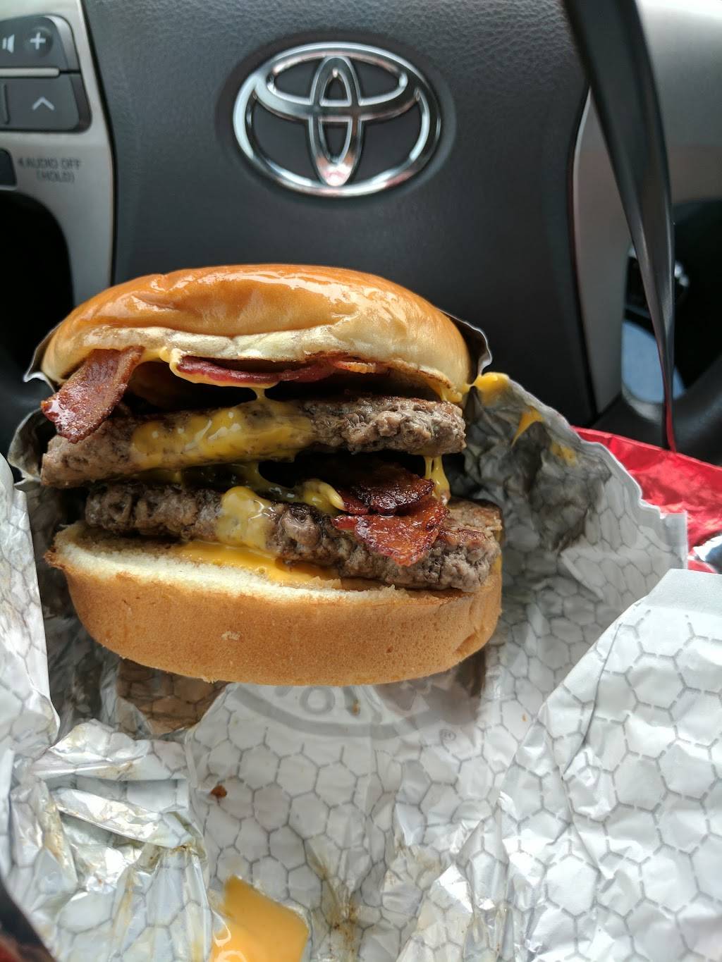 Wendys | restaurant | 1576 W University Dr, Denton, TX 76201, USA | 9403809197 OR +1 940-380-9197