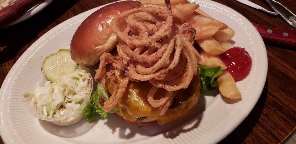 Jamesons Charhouse | restaurant | 5016 Northwest Hwy, Crystal Lake, IL 60014, USA | 8154594800 OR +1 815-459-4800