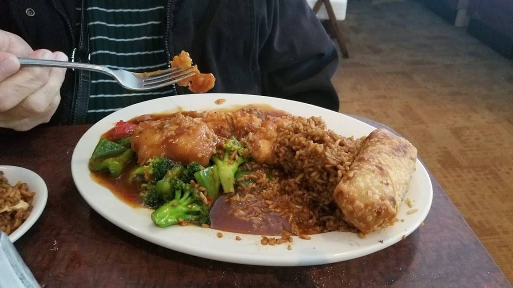 Imperial Dragon | restaurant | 8310 Tyler Blvd, Mentor, OH 44060, USA | 4409748838 OR +1 440-974-8838