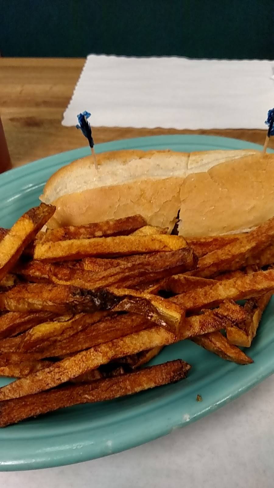 Dotties Dinner by Vizunz | restaurant | 1812 Harvey Ave, East Liverpool, OH 43920, USA | 3303867775 OR +1 330-386-7775