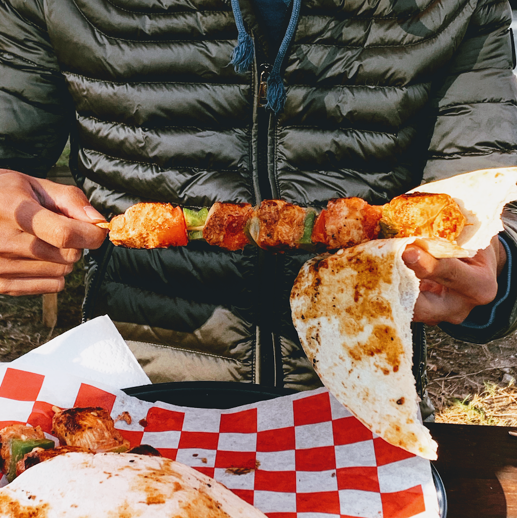 UNO MAS FOOD TRUCK | restaurant | 2104 FL-60 W, Valrico, FL 33594, USA | 8137531667 OR +1 813-753-1667