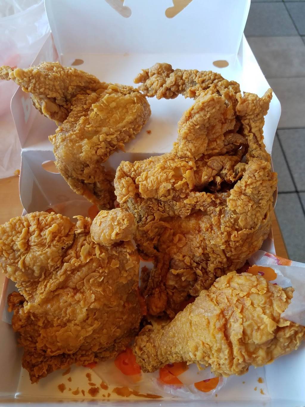 Popeyes Louisiana Kitchen | restaurant | 6553 Tara Blvd, Jonesboro, GA 30236, USA | 7704778084 OR +1 770-477-8084