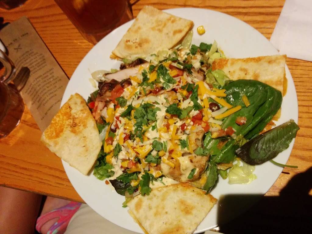 Chilis Grill & Bar | meal takeaway | 80 US-6 suite 208, Baldwin Place, NY 10505, USA | 9146210216 OR +1 914-621-0216