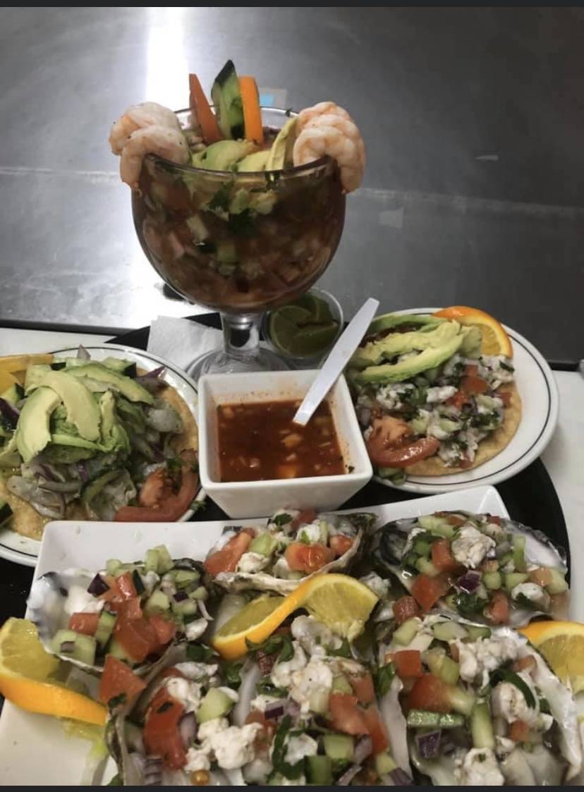 Mariscos Ixtapa Mexican Grill | restaurant | 2600 W Edinger Ave, Santa Ana, CA 92704, USA | 7147604244 OR +1 714-760-4244