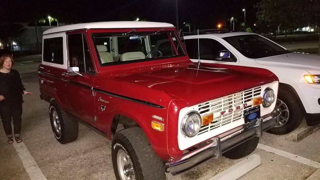 LYNQ | restaurant | 16230 Summerlin Rd #223, Fort Myers, FL 33908, USA | 2392049345 OR +1 239-204-9345