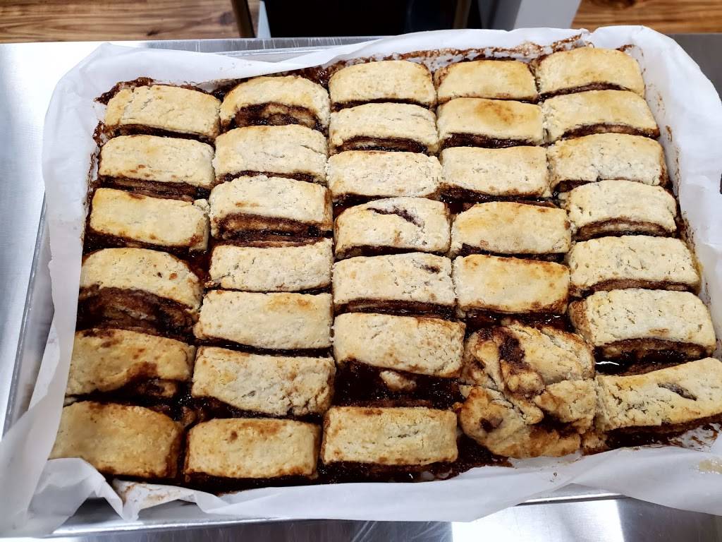 The Cheesecake Connection | bakery | 310 Depot St Suite #1, Youngwood, PA 15697, USA | 7244005688 OR +1 724-400-5688