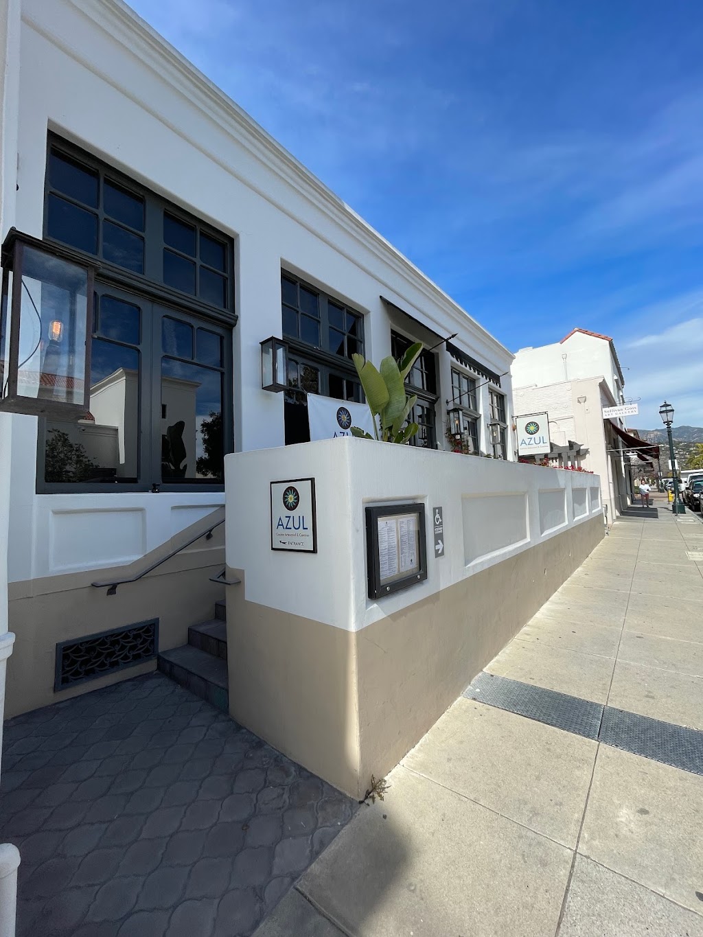 Azul Cocina and Cantina | restaurant | 7 E Anapamu St, Santa Barbara, CA 93101, USA | 8057705106 OR +1 805-770-5106