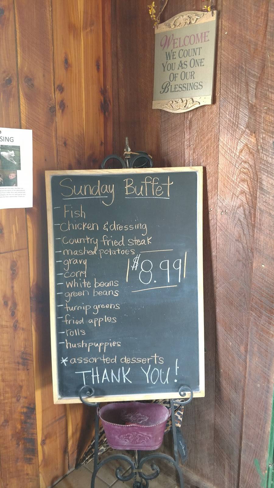 Country Corner Restaurant | restaurant | 30432 Broad St, Bruceton, TN 38317, USA | 7312520215 OR +1 731-252-0215