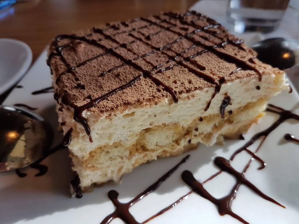 Agliolio Italian Bistro | restaurant | 2258 N Congress Ave, Boynton Beach, FL 33426, USA | 5615096486 OR +1 561-509-6486