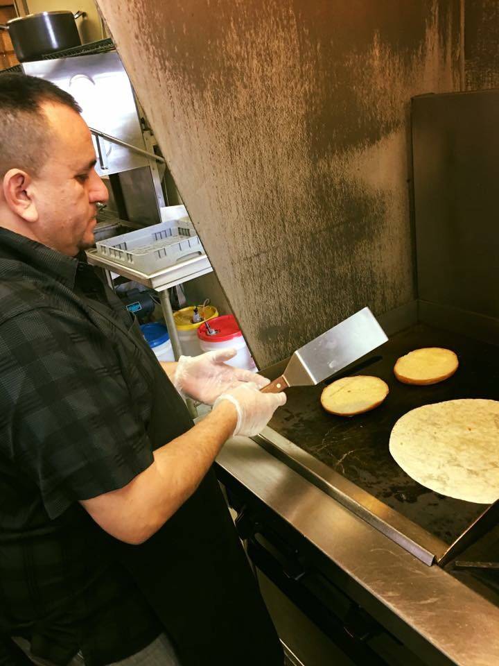 La Cosinita Restaurant | restaurant | 1627 Division Ave S, Grand Rapids, MI 49507, USA | 6162580292 OR +1 616-258-0292