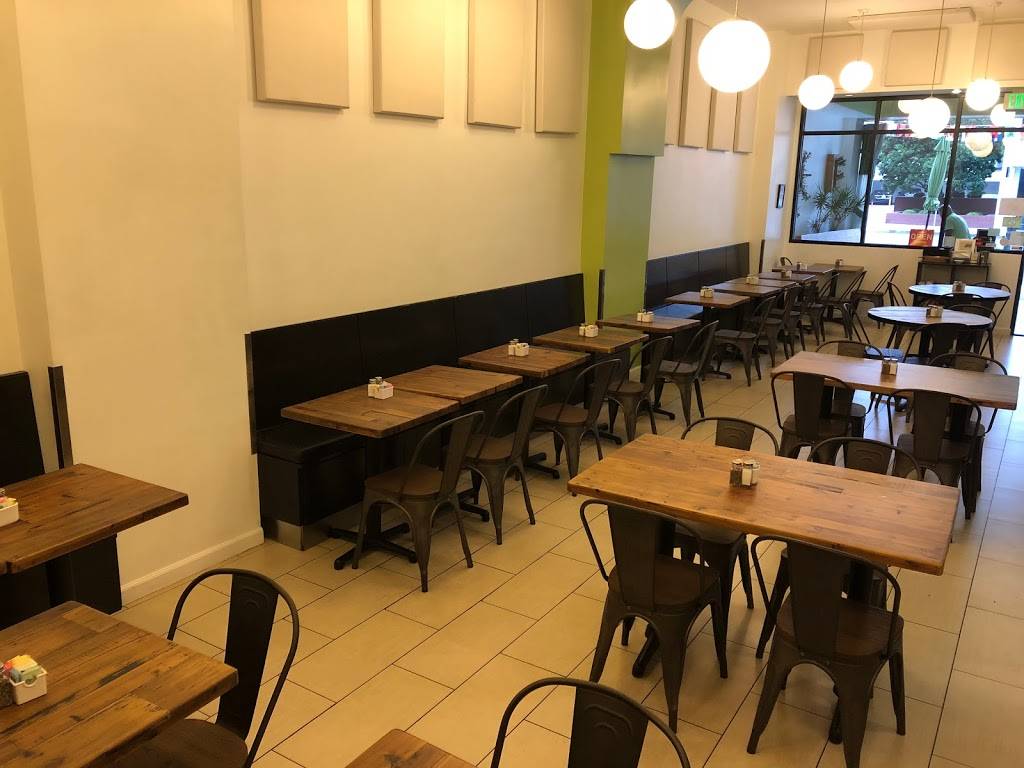 Walters Cafe | cafe | 153 S Beverly Dr, Beverly Hills, CA 90212, USA | 3102755505 OR +1 310-275-5505