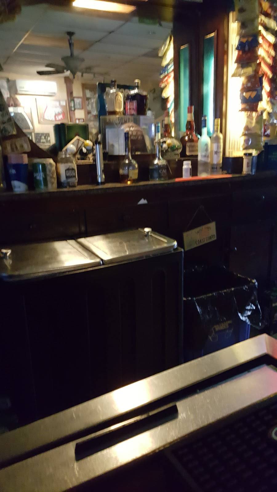 End Zone Bar & Grill | restaurant | 216 N 10th St, Kulpmont, PA 17834, USA | 5703735040 OR +1 570-373-5040