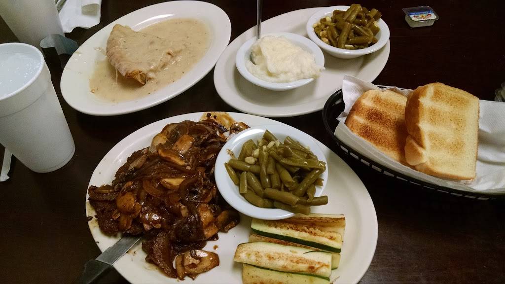 Hoyts Country Cooking | restaurant | 5424 N North Carolina Hwy 150, Lexington, NC 27295, USA | 3368308820 OR +1 336-830-8820