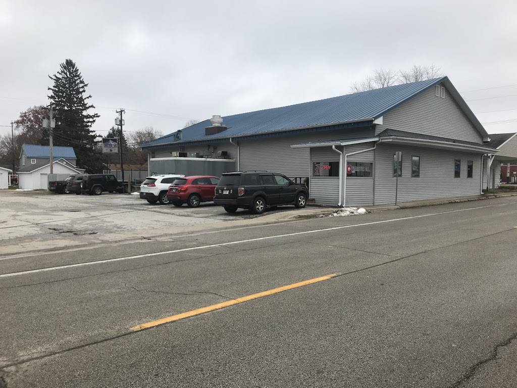 Prairie Fire Grill | restaurant | 206 S Vine St, Heyworth, IL 61745, USA | 3094739000 OR +1 309-473-9000