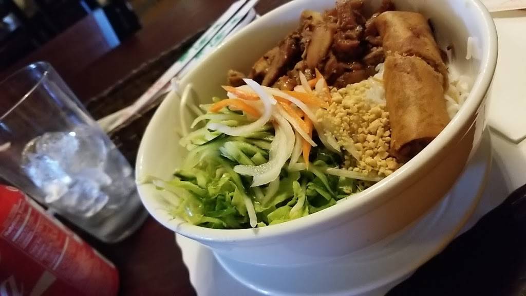 Lotus Bistro | restaurant | 325 Old Newport Blvd #1, Newport Beach, CA 92663, USA | 9492876827 OR +1 949-287-6827