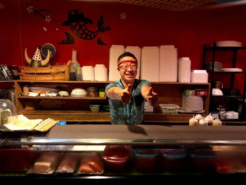 Tiparos Thai Cuisine & Sushi Bar | restaurant | 1540 N Clark St, Chicago, IL 60610, USA | 3127129900 OR +1 312-712-9900