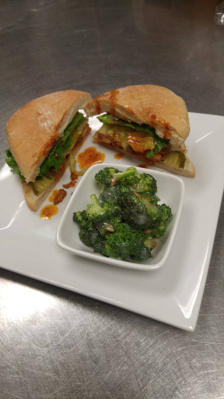 Sundown Golf & Country Club | restaurant | 129 Hay Path Ln, Bainbridge, NY 13733, USA | 6078956888 OR +1 607-895-6888