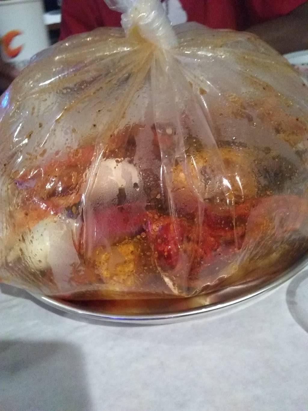 Crafty Crab | restaurant | 704 E Brandon Blvd, Brandon, FL 33511, USA | 8132785111 OR +1 813-278-5111