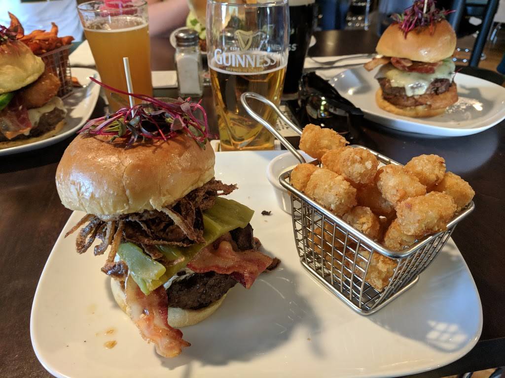 Blooms Irish Pub | restaurant | 2391 S El Camino Real, San Clemente, CA 92672, USA | 9492180120 OR +1 949-218-0120