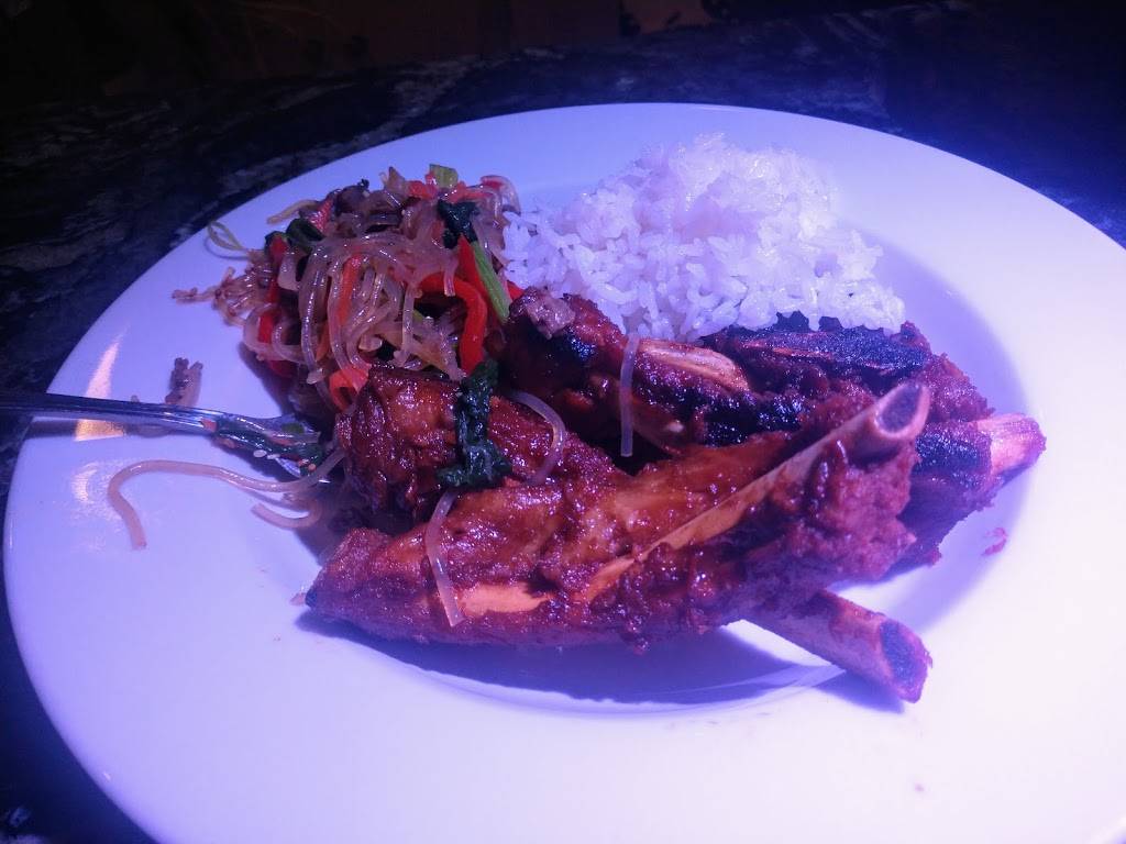 702 Karaoke & Bistro | restaurant | 4240 Spring Mountain Rd #104, Las Vegas, NV 89102, USA | 7024109444 OR +1 702-410-9444