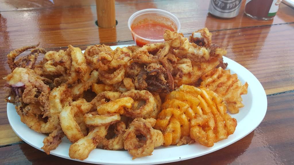 Braccos | restaurant | 319 Woodcleft Ave, Freeport, NY 11520, USA | 5163786589 OR +1 516-378-6589