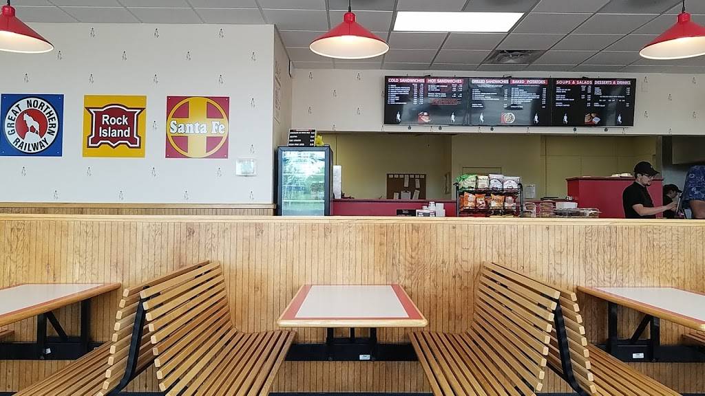 Hungry Hobo | meal takeaway | 1842 18th Ave, East Moline, IL 61244, USA | 3097559123 OR +1 309-755-9123