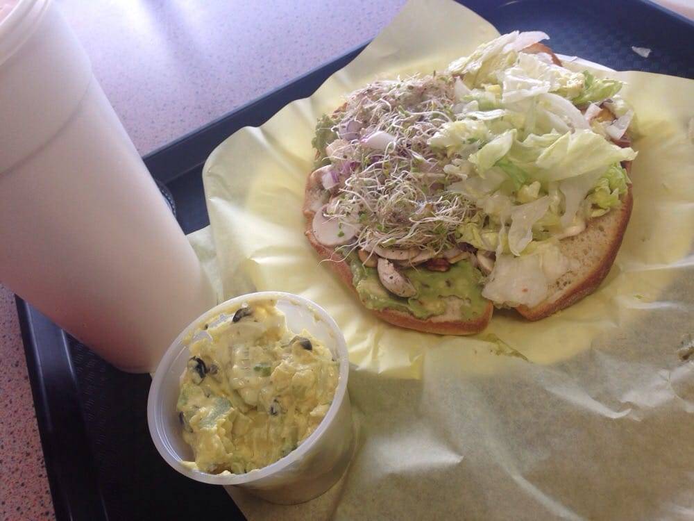 Surfer Joes Pizza | meal takeaway | 251 E Redlands Blvd, San Bernardino, CA 92408, USA | 9098245523 OR +1 909-824-5523