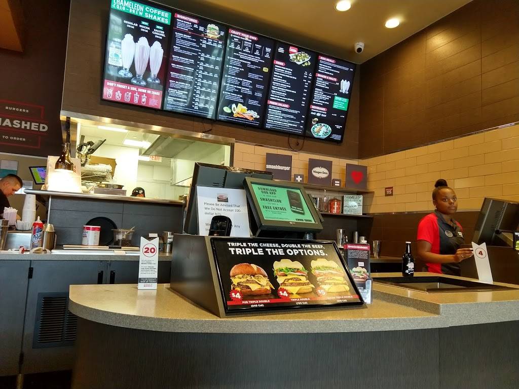 Smashburger | restaurant | 4828 Edgmont Ave, Brookhaven, PA 19015, USA | 4844803565 OR +1 484-480-3565