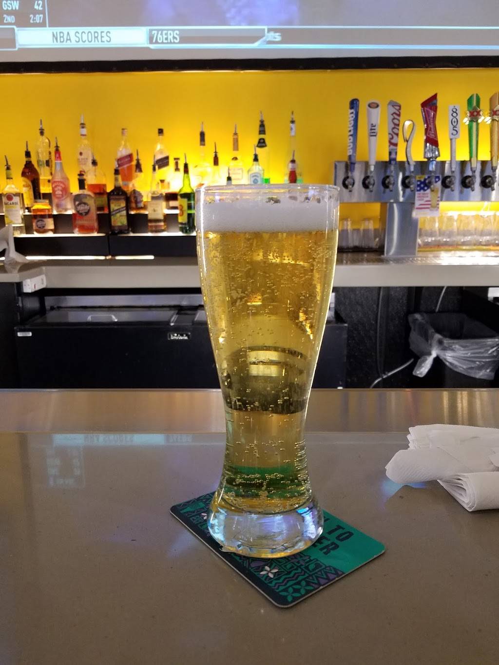 Buffalo Wild Wings | meal takeaway | 1390 W Irvington Rd, Tucson, AZ 85746, USA | 5207999464 OR +1 520-799-9464