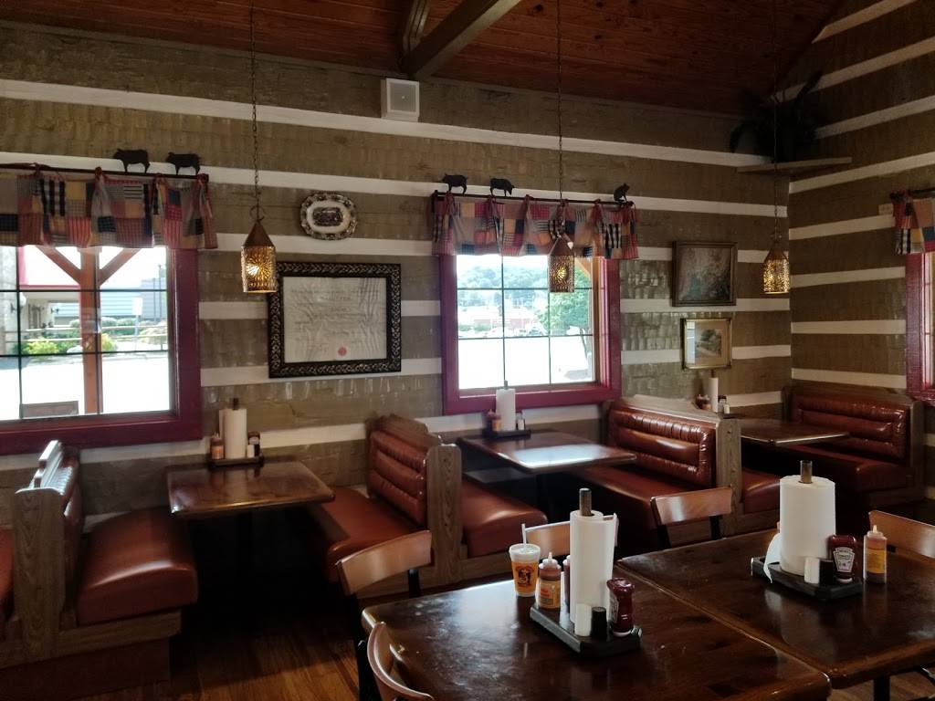 Buddys Bar-B-Q | restaurant | 5806 Kingston Pike, Knoxville, TN 37919, USA | 8655880528 OR +1 865-588-0528