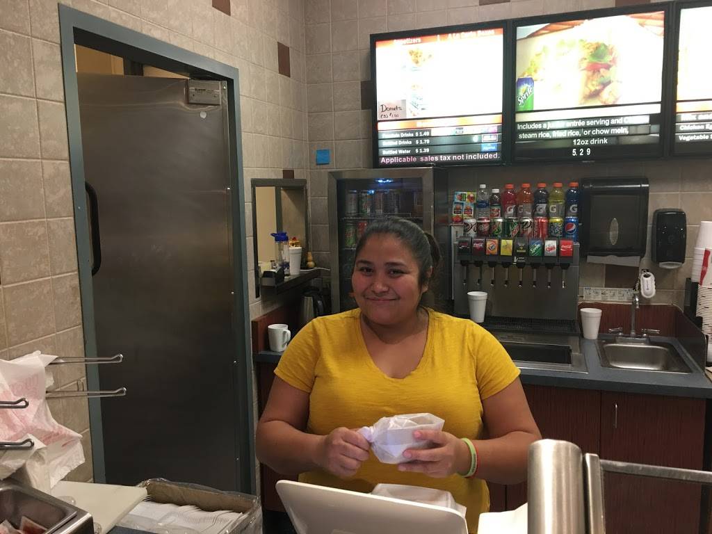 Lees Express | restaurant | 30 E 7th St, St Paul, MN 55101, USA | 6519999579 OR +1 651-999-9579