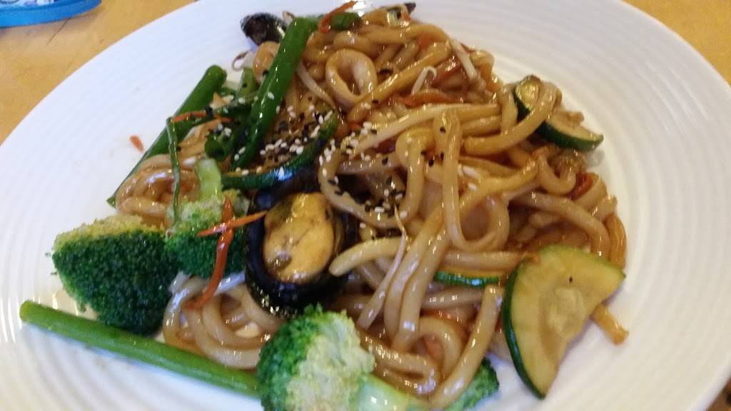 Awabi Sushi Bar | restaurant | 111 S Loudoun St, Winchester, VA 22601, USA | 5406867432 OR +1 540-686-7432