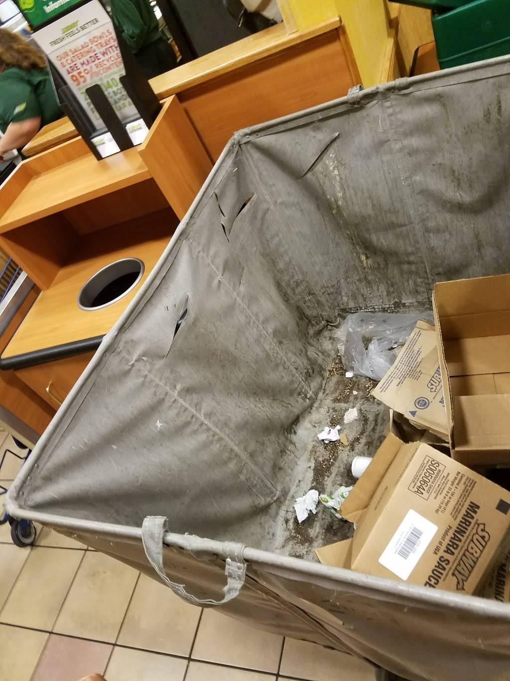 Subway | restaurant | 5019 Red Arrow Hwy, Stevensville, MI 49127, USA | 2694285077 OR +1 269-428-5077