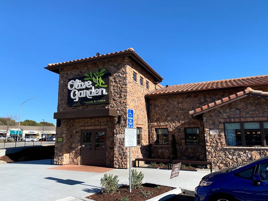 Olive Garden Italian Restaurant | meal takeaway | CAPITOLA MALL, 3400 Clares St, Capitola, CA 95010, USA | 8314620120 OR +1 831-462-0120