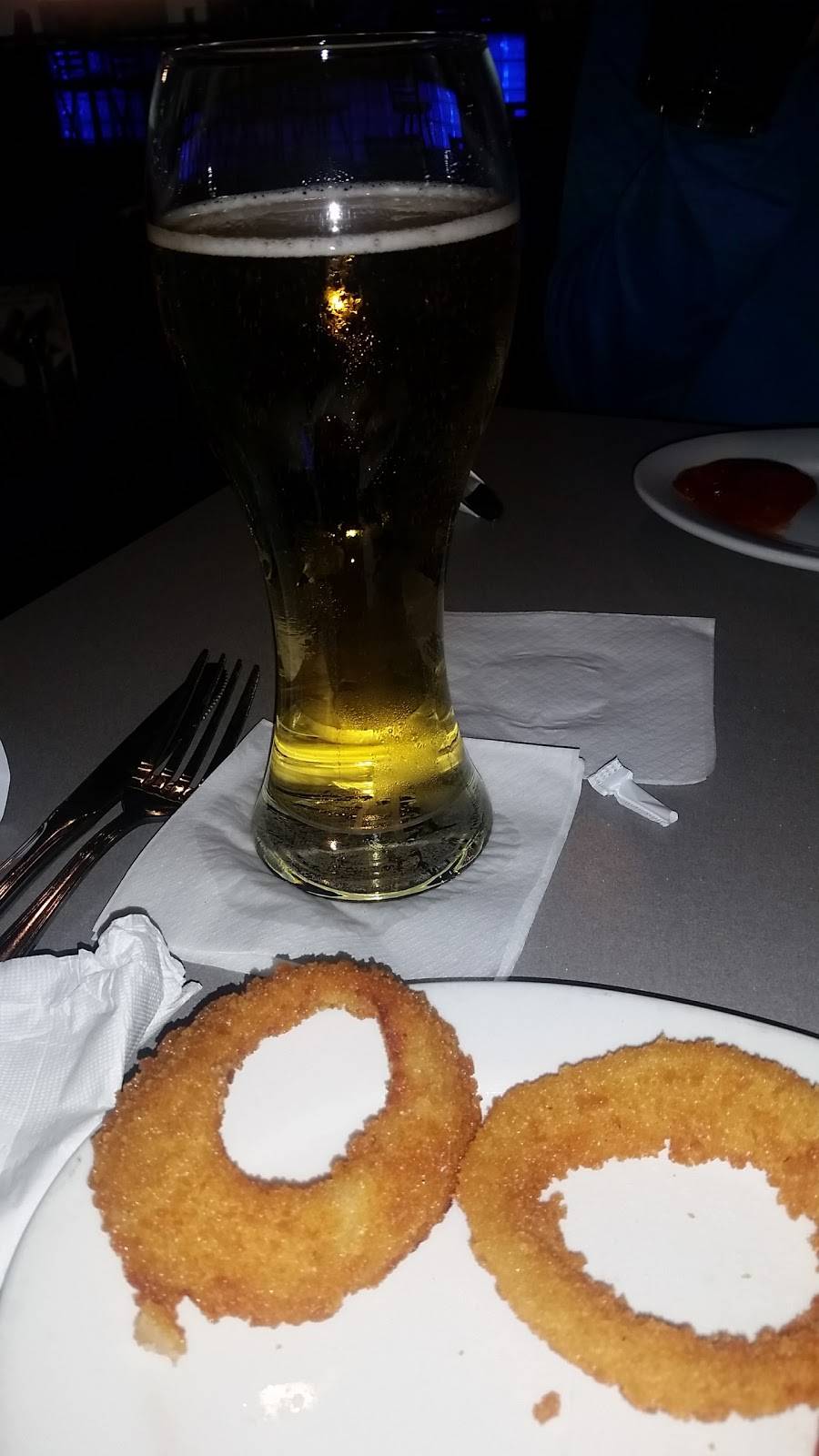 Arctic Breakaway | restaurant | 501 Coliseum Dr, Chelsea, MI 48118, USA | 7344759999 OR +1 734-475-9999