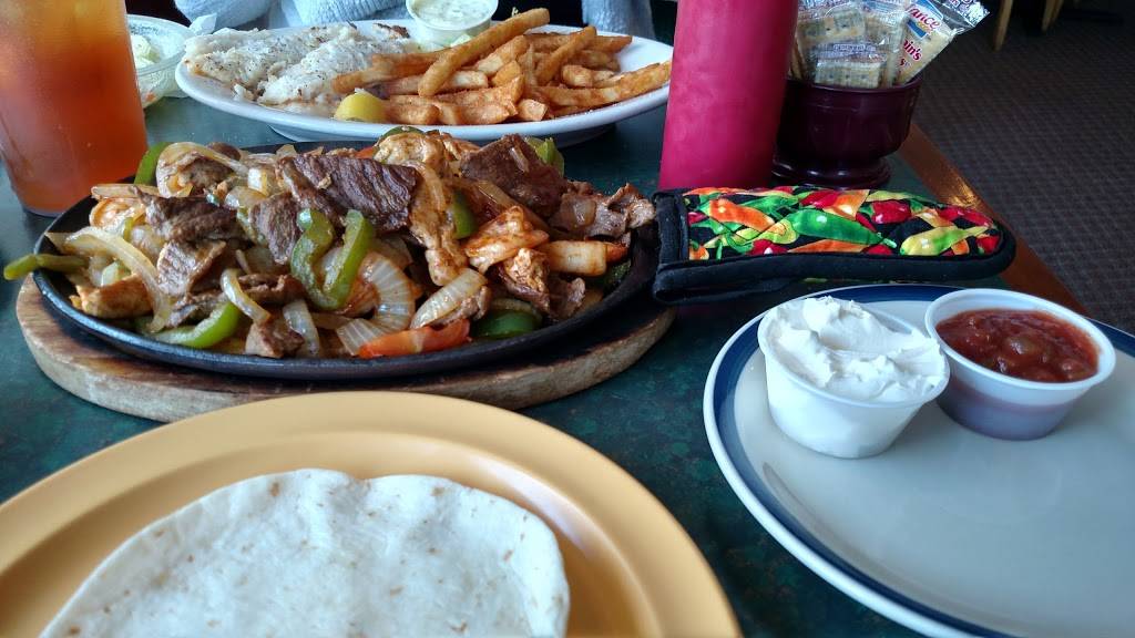 Moes Italian Restaurant | restaurant | 101 N Broad St, Kenbridge, VA 23944, USA | 4346766637 OR +1 434-676-6637