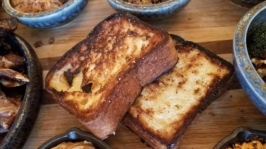 Alewife | restaurant | 3120 E Marshall St, Richmond, VA 23223, USA | 8043253426 OR +1 804-325-3426